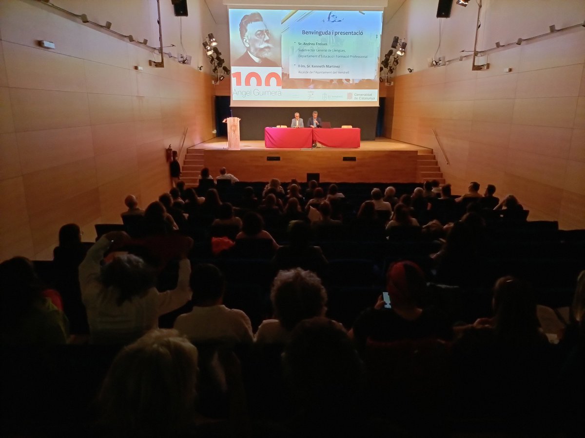 Ajuntament del Vendrell tweet media