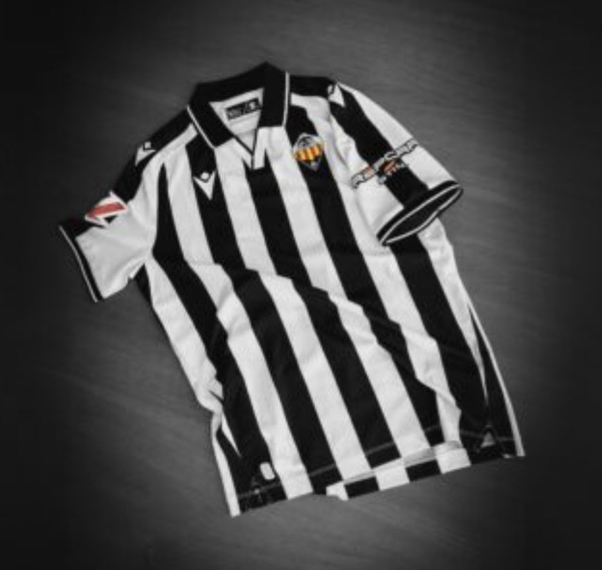 Aficiones Unidas (@aficionesunidas) on Twitter photo 🍀 ¡SORTEO! ¿Quieres la camiseta oficial del Club Deportivo Castellón temporada 2024-25?
👉Sigue a <a href="/CDCastellon/">CD Castellón</a>
👉Sigue a <a href="/FEDPECAS/">FEDPECAS</a>
👉Sigue a <a href="/AficionesUnidas/">Aficiones Unidas</a>
🔁Repost esta publicación.
*Hasta el 2 de octubre a las 22:00 horas. 🍀 ¡SORTEO! ¿Quieres la camiseta oficial del Club Deportivo Castellón temporada 2024-25?
👉Sigue a <a href="/CDCastellon/">CD Castellón</a>
👉Sigue a <a href="/FEDPECAS/">FEDPECAS</a>
👉Sigue a <a href="/AficionesUnidas/">Aficiones Unidas</a>
🔁Repost esta publicación.
*Hasta el 2 de octubre a las 22:00 horas.