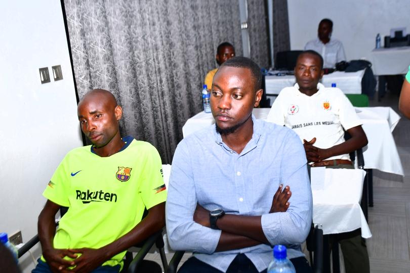 SportAjsb's tweet photo. 1. Une quarantaine (40) de journalistes des sports membres de l'@SportAjsb, participent depuis depuis le vendredi 27/09/2024, à un atelier d'information et d'échanges, de 2 jours (27-28 septembre), organisé par @cno_burundi https://t.co/Cj33dG0eA1