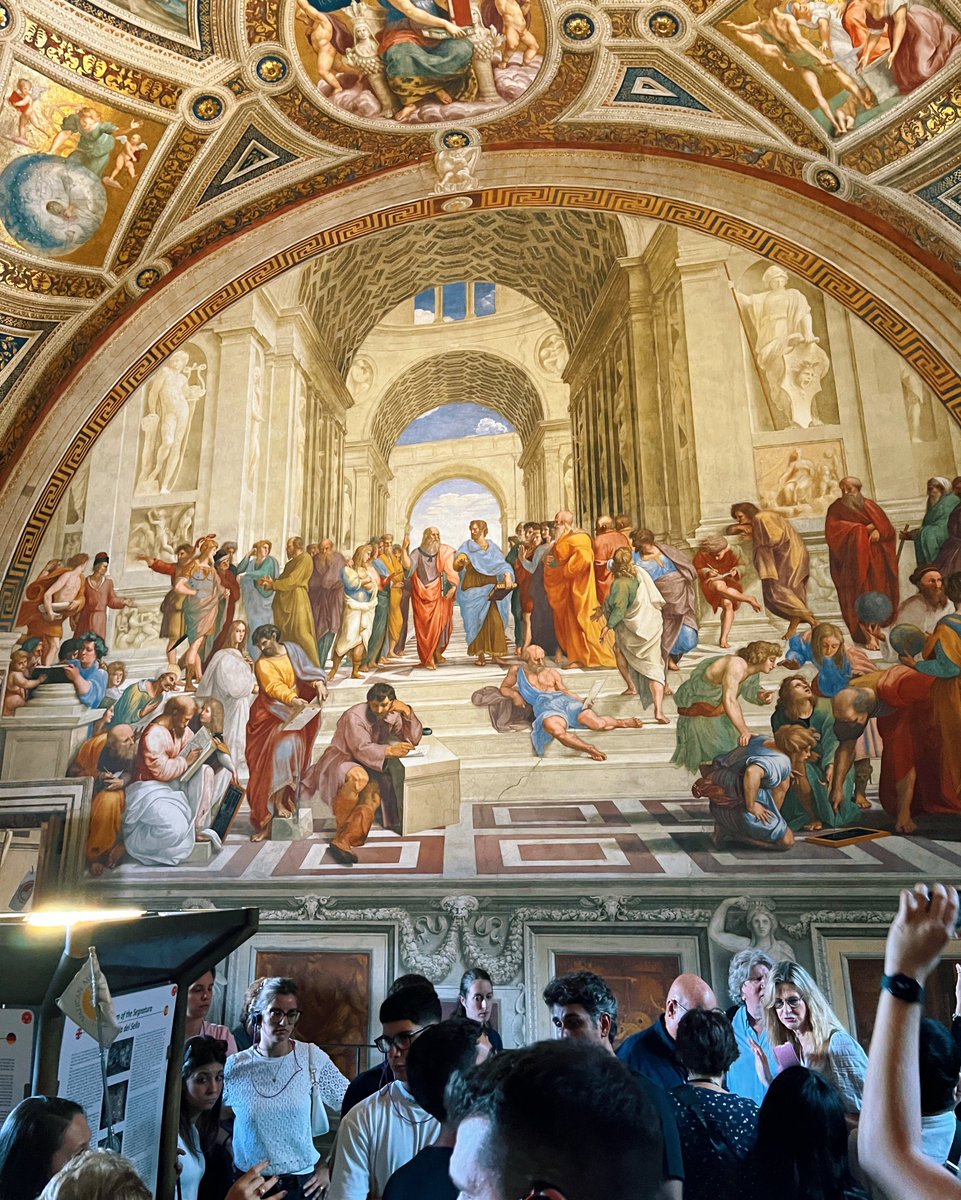 rusticella's tweet image. Ватикан 😍