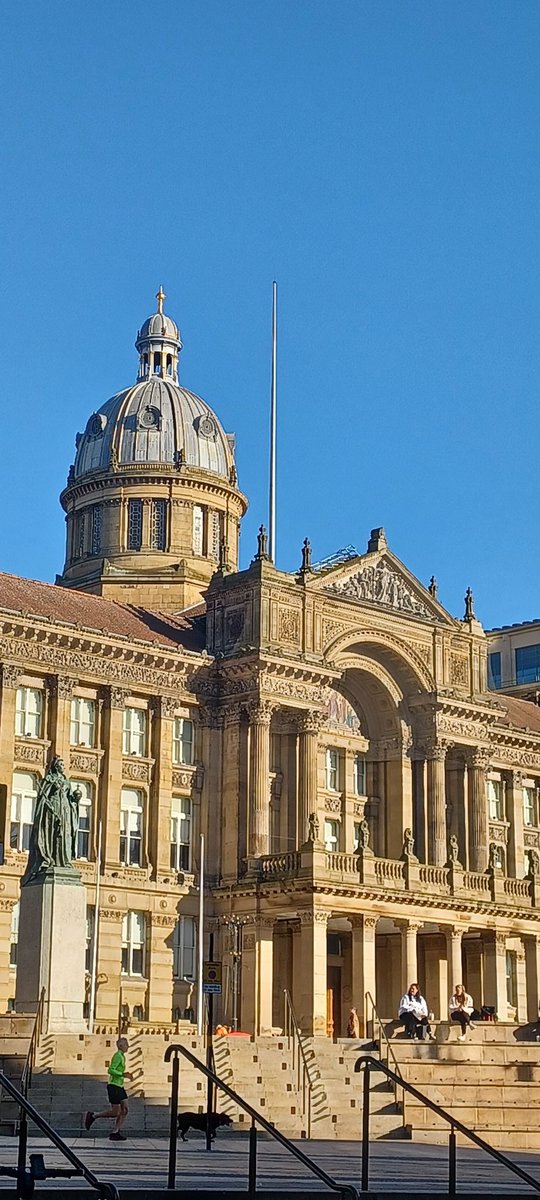 lannydoc's tweet image. In Birmingham for Day 3 of my 4 day St John training :)  Exciting times !!