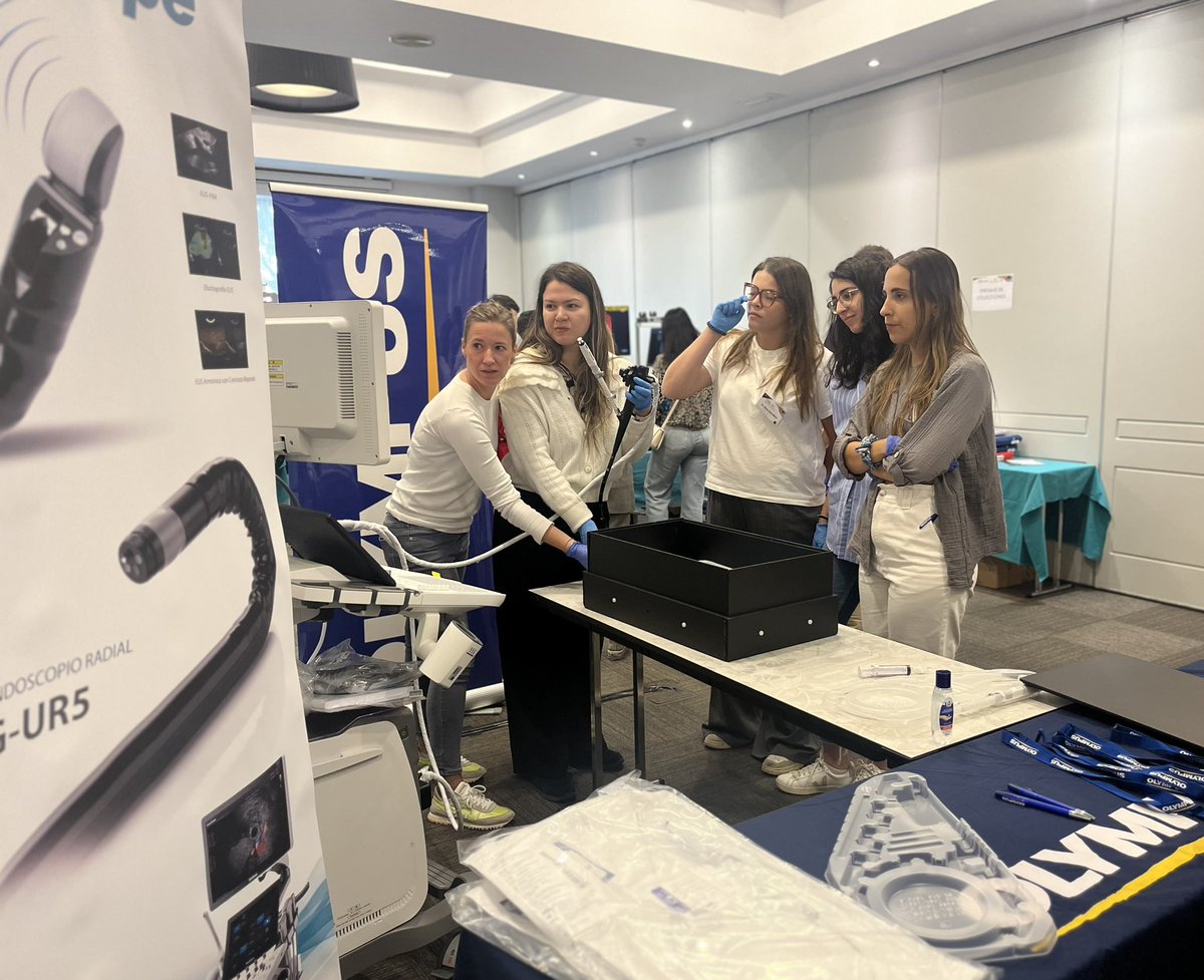 AESPANC's tweet image. Taller de técnicas de punción por eco endoscopia con la Dra Emma Martínez @EmmaMar83498624 
@OlympusMedEMEA 
#AESPANC #NCP2024