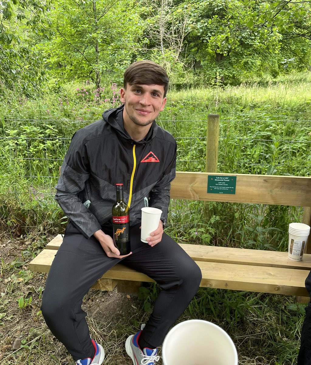 Woodley➡️Curzon➡️Hyde➡️Saddleworth  cricket club/Memorial Bench. <a href="/_bradbyrne/">Brad</a> <a href="/ConBrotherton/">Connor Brotherton</a> <a href="/GregWilkinson98/">Greg Wilkinson</a> 🏃🏻‍♂️❤️