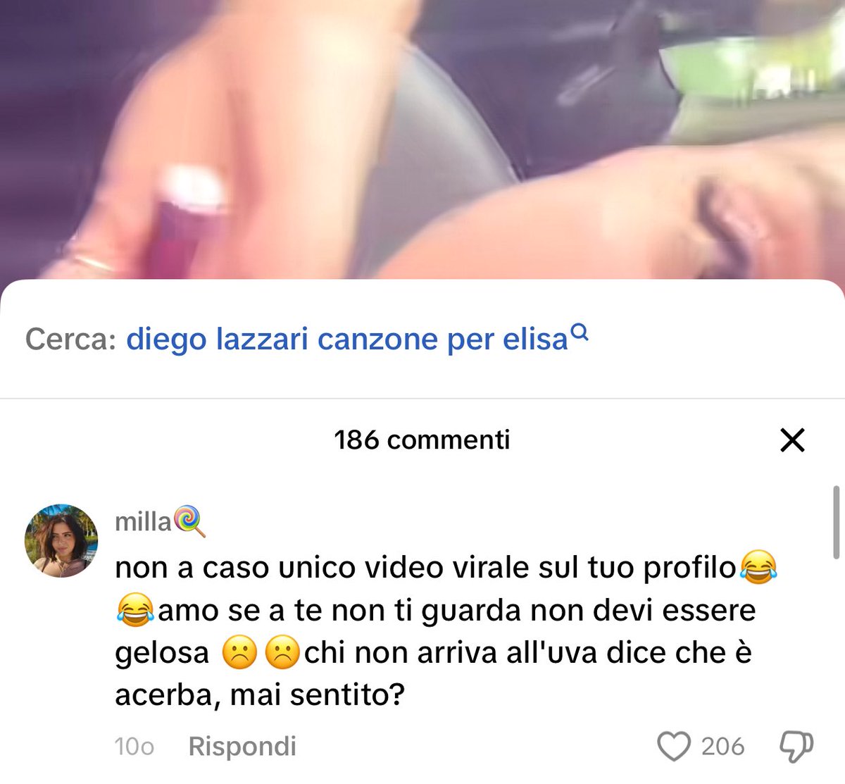 kissestomy_ex's tweet photo. dio se parte così agguerrita per un video ironico…. non oso immaginare dopo una settimana di amigos …… rideremo https://t.co/4cBIHFj01s