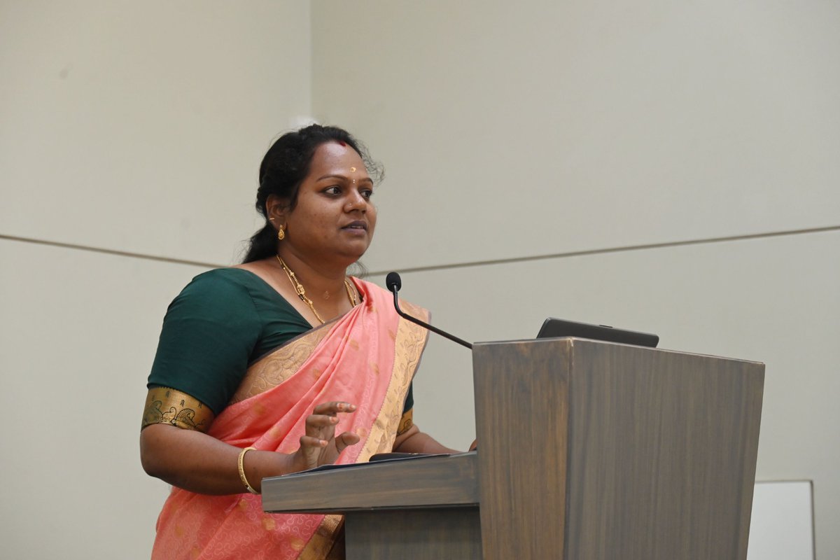 DSUTRY_OFFICIAL's tweet photo. DHANALAKSHMI SRINIVASAN UNIVERSITY
Glimpses of Nutritional Month Celebration - 27th September 2024 by
School of Agricultural Sciences
NUTRITION MONTH - 2024
VENUE: Lecture Theatre - 601, Academic Block, DSU #dsuniversity #dsutrichy #dsucampus https://t.co/Q1Jd4Vq8zt