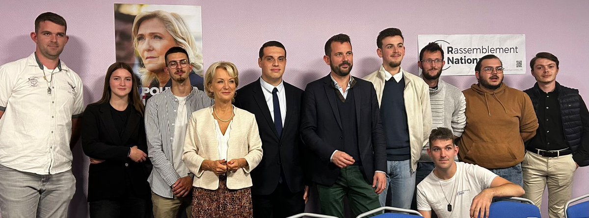 RNJ_52's tweet photo. Soirée de convivialité aux côtés de nos deux députés @LRDehault et @BentzChristophe ainsi que les militants et nouveaux adhérents du RN52 et RNJ52 #RN #RN52 #RNJ52 https://t.co/9pMDY19VDn