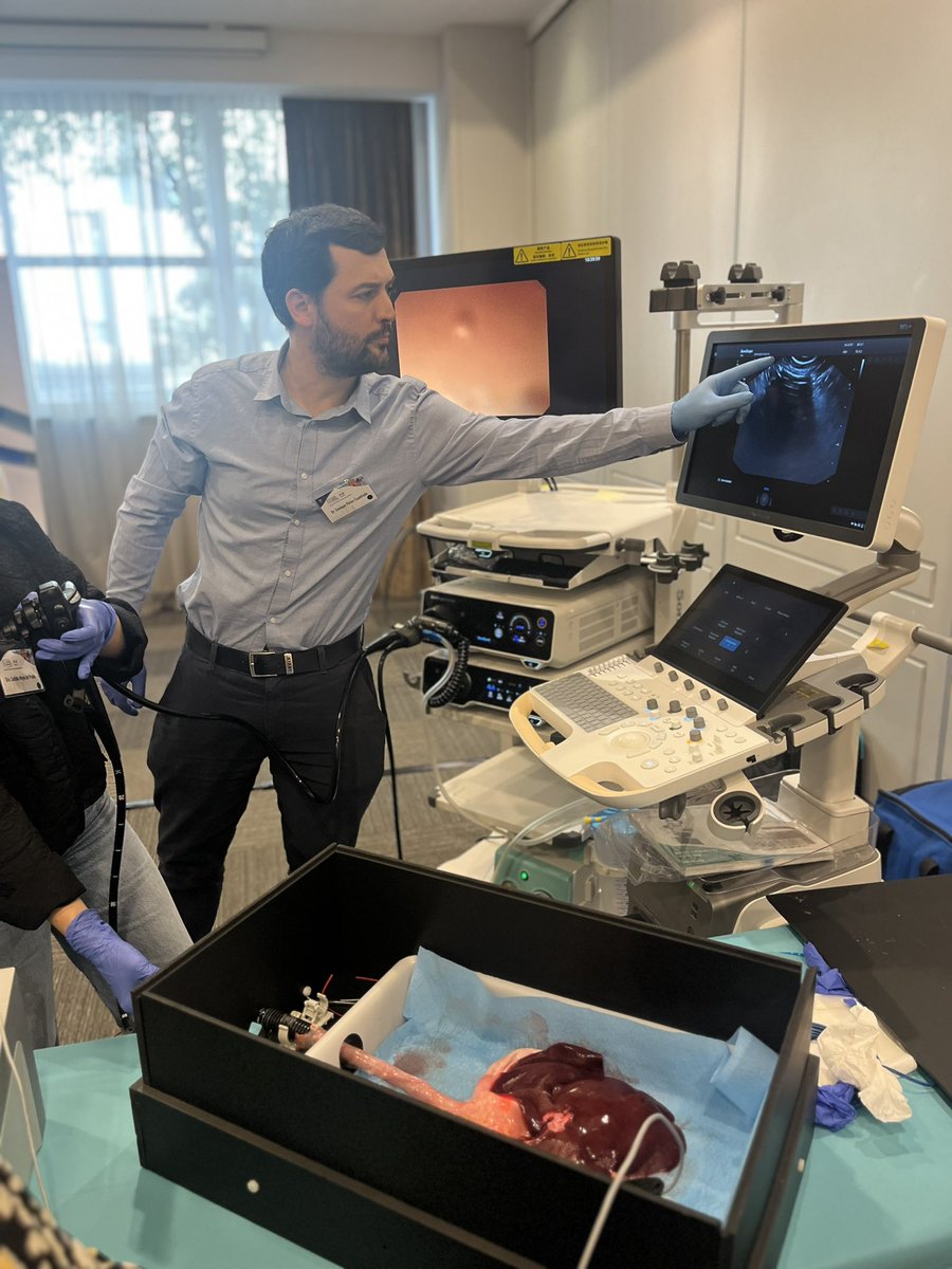 AESPANC's tweet image. Taller de drenaje de colecciones en el curso de residentes de enfermedades pancreáticas 🔝

@bostonsci @ERBE @sonoscape 
#AESPANC #NCP2024