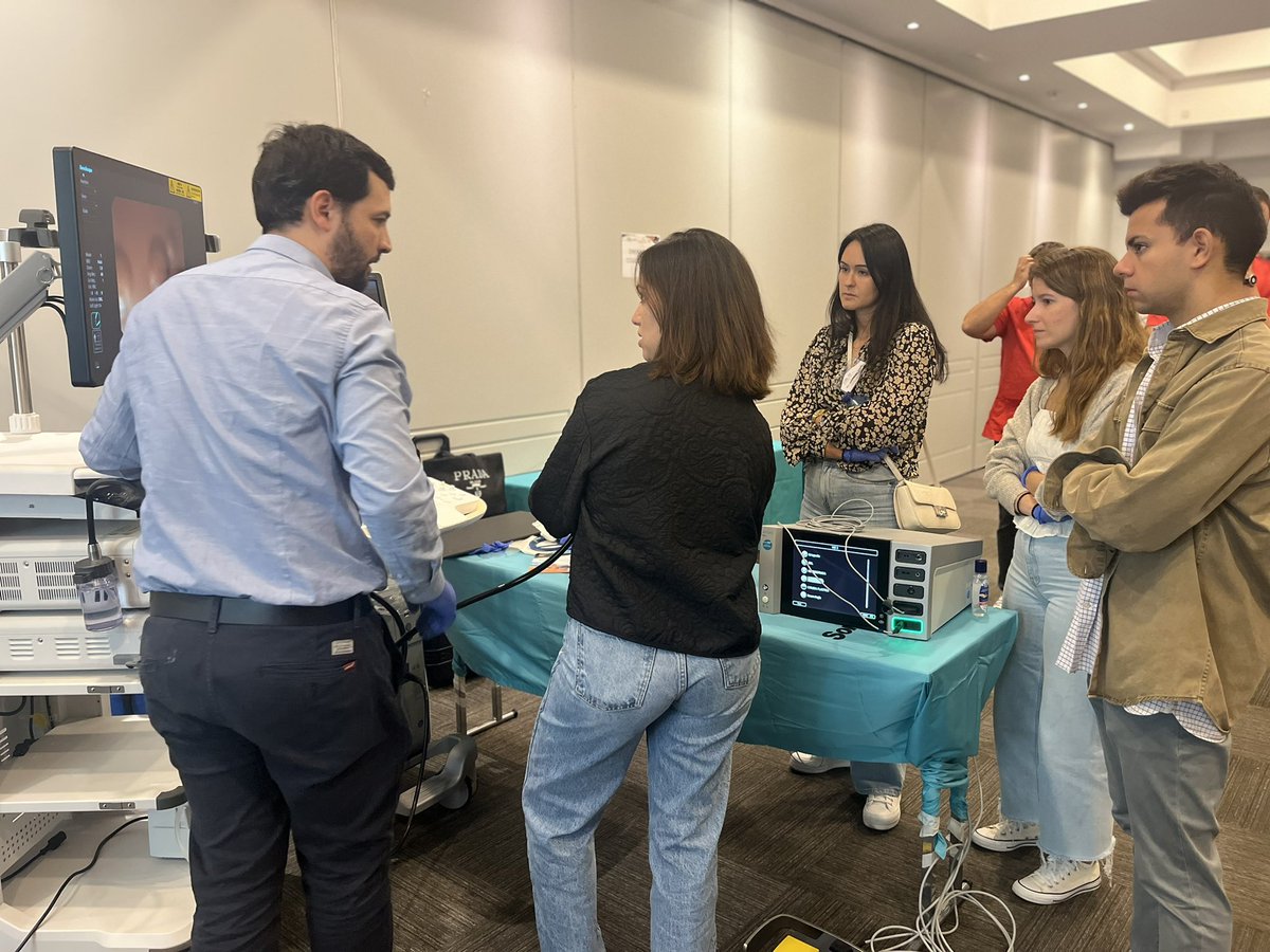 AESPANC's tweet image. Taller de drenaje de colecciones en el curso de residentes de enfermedades pancreáticas 🔝

@bostonsci @ERBE @sonoscape 
#AESPANC #NCP2024