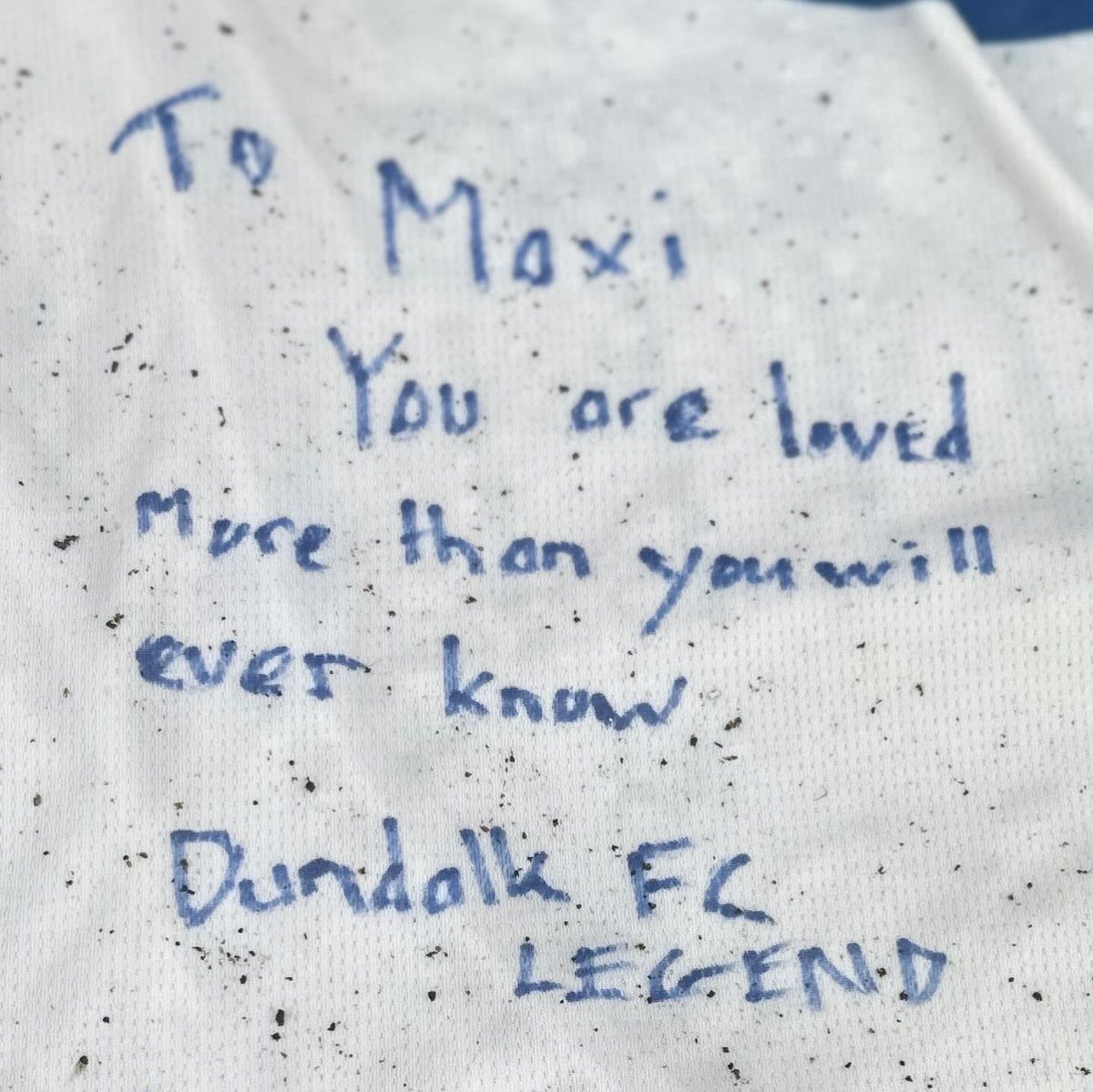 🖤🤍 A town in mourning.

Oriel just won’t be the same without you, Maxi.

C’mon The Town 😢