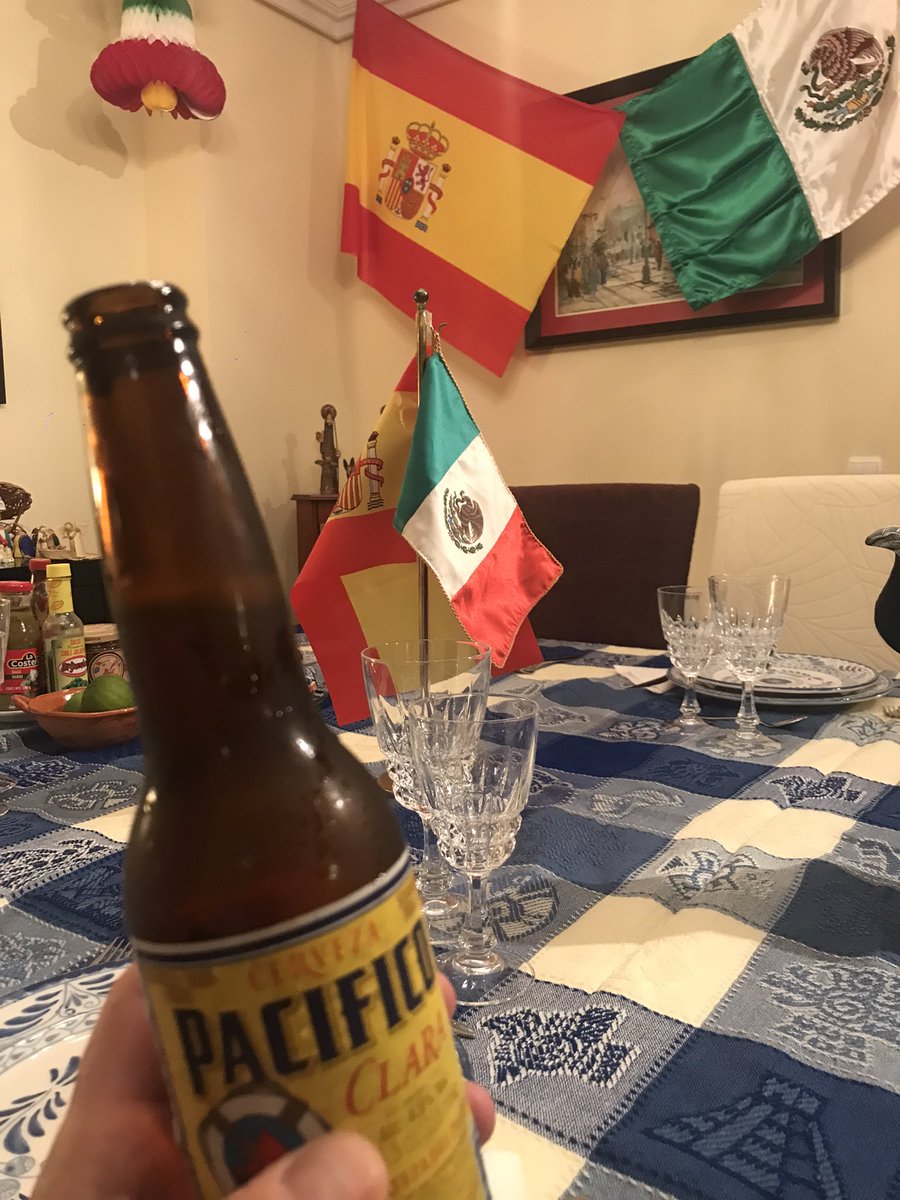 HernnCortes's tweet photo. Así es como deberíamos relacionarnos https://t.co/QqomVTMHmR