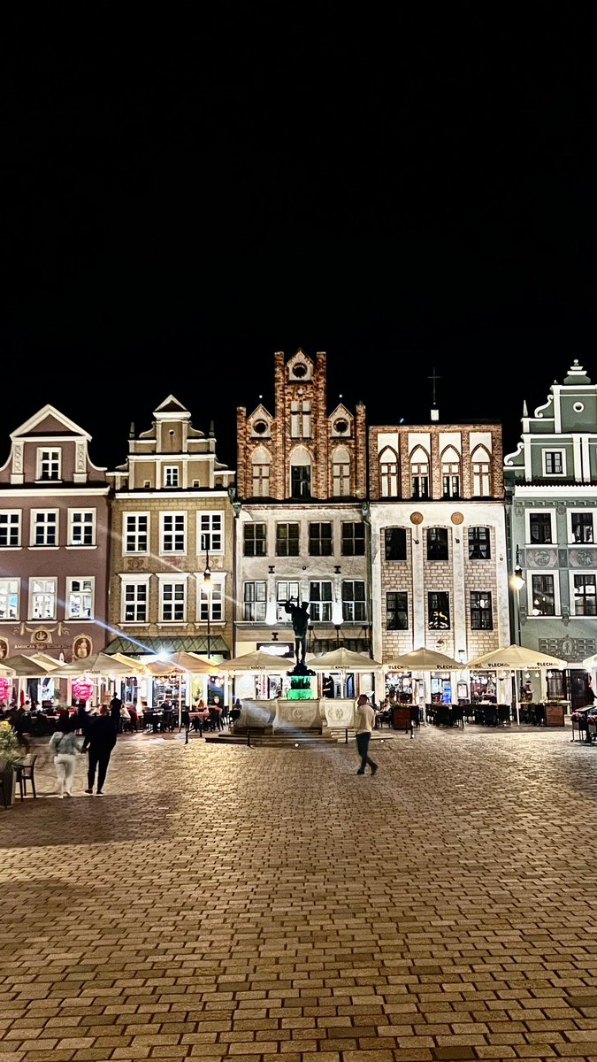 fhd__8's tweet photo. Poznan . Poland 🇵🇱 https://t.co/Sr9NYuzOjQ
