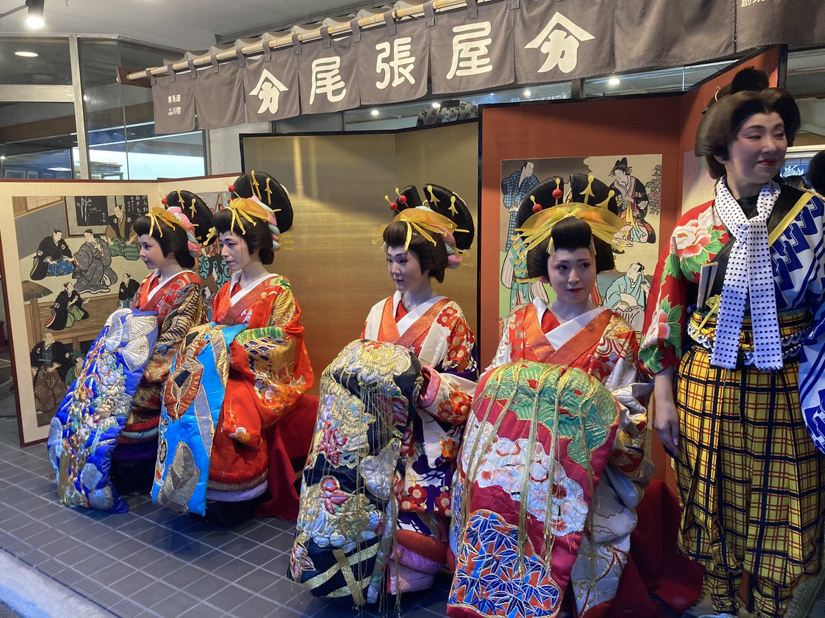 minestroneko's tweet photo. 花魁道中 in  品川
お団子、焼き鳥、おにぎりべたよ！
#品川花魁道中　#お祭り　#東京
#TokyoGameShow2024 https://t.co/x9Mt0NJPff