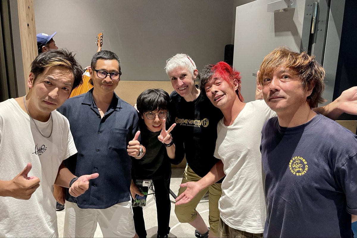 hotcake_masa's tweet photo. 先週の三連休、府中スティーブ、なんばGOOD4NOTHINGワンマン、大阪城音楽堂SABOTENツアーファイナルと行って、やる気、勇気、元気、しっかりいただいてきた。
続けること、挑戦することって素敵。
僕は僕なりのやり方で頑張ります。 https://t.co/6i356NMgJo