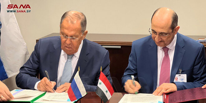 SANAEnOfficial's tweet photo. #Sabbagh, #Lavrov discuss regional situation, sign joint declaration on ways to confront effects of unilateral #coercive measures
https://t.co/SdDElAd0IW https://t.co/nRzTvYdRSv