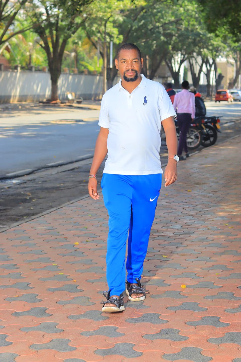 frankmunyao2's tweet photo. Nzele sweetheart 
Just before the end of my fortnight ultimatum 
Several meetings held without my consent
They want to Slaughter you on my behalf
As If they don't know you are my better half 
Claiming being slaughtered is the only constant https://t.co/Oq7MFuEBKS