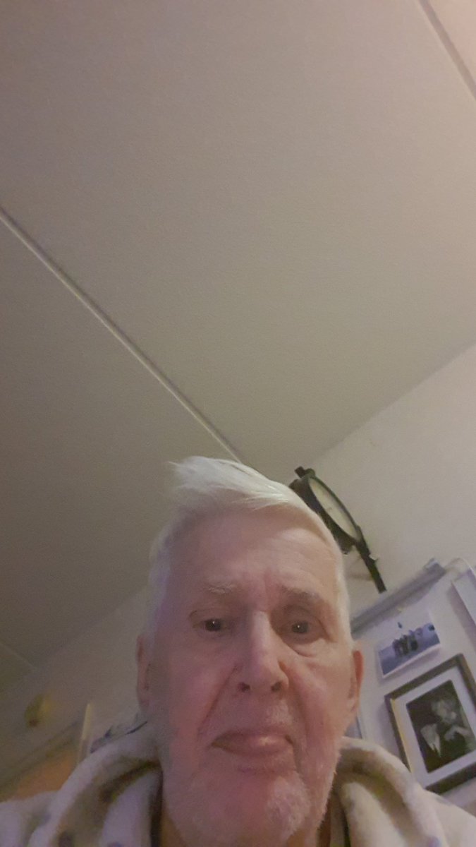 jacrafin's tweet photo. @eldey_KS Ihmiset jotka ovat vaille omaa asuntoa! https://t.co/8S2Ajj5lhS