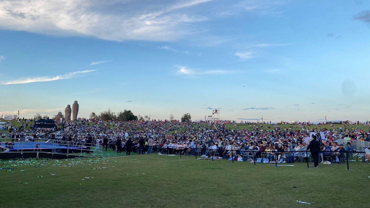 You need to be an owner of the Korean Dream.

We stand at a watershed moment...

#KoreanDream #OneDreamOneKorea #GlobalPeace #koreandream10milcampaign