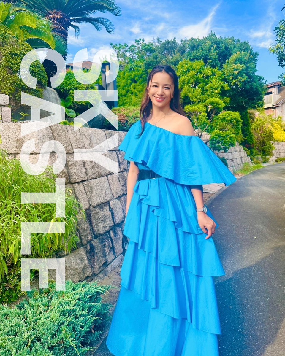 skycastle__ex's tweet photo. •✼••┈┈┈┈
  #スカイキャッスル
　　ファッションチェック
　　　　　　　┈┈┈┈••✼•
👗上流階級のセレブたちの
素敵なコーディネートをご紹介👠

💍夏目美咲　#高橋メアリージュン

波打つ大きなフリルで履われた、ワンショルダーのドレスは、ほどよい露出で上品なスタイルに✨ https://t.co/Ntgxad0wJu