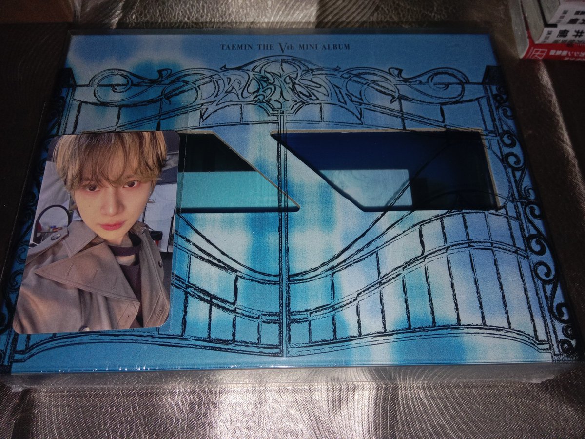 JeMaSu09's tweet photo. Dumating din sa wakas 😍 Salamat po ng marami @chulien07. The best talaga kayo lalo na pagdating sa packaging kaya safe na safe nakarating sa akin ang album ni Taemin...
#TAEMIN #ETERNAL
#FromChulien https://t.co/epzyMPw05f