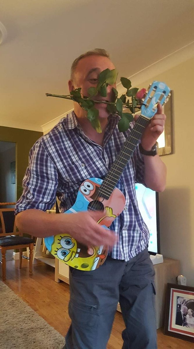 Valentina Young 🍞 tweet media