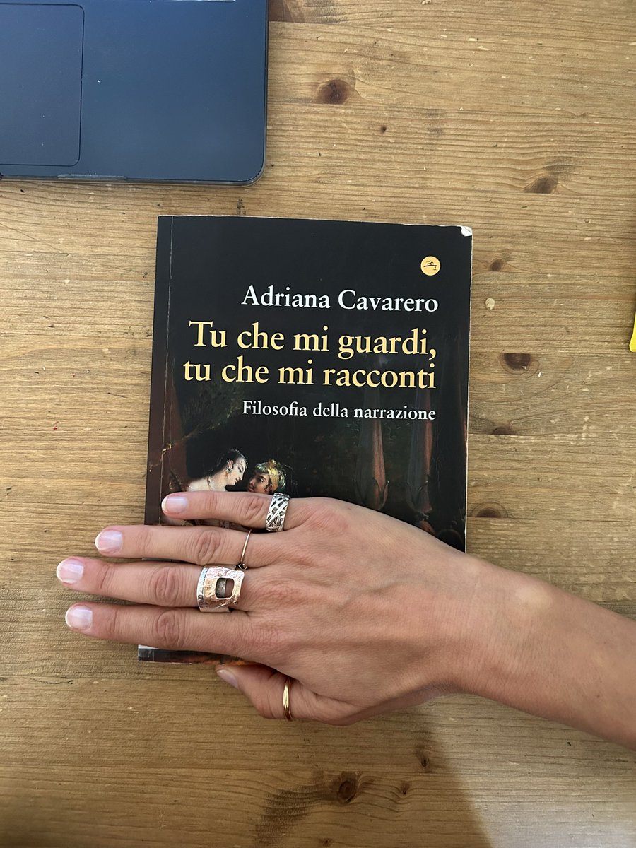 Oggi Cavarero dappertutto.