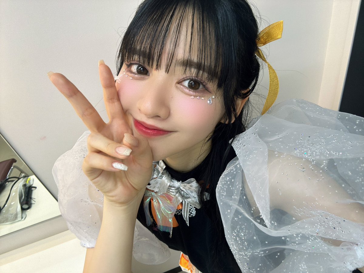 鎮西寿々歌(FRUITS ZIPPER) on X