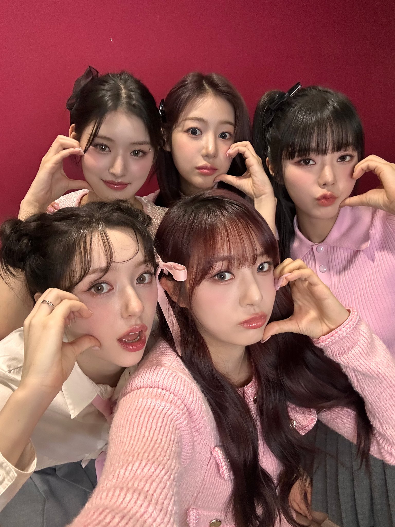 GYjafYeasAQNPvs?format=jpg&name=large