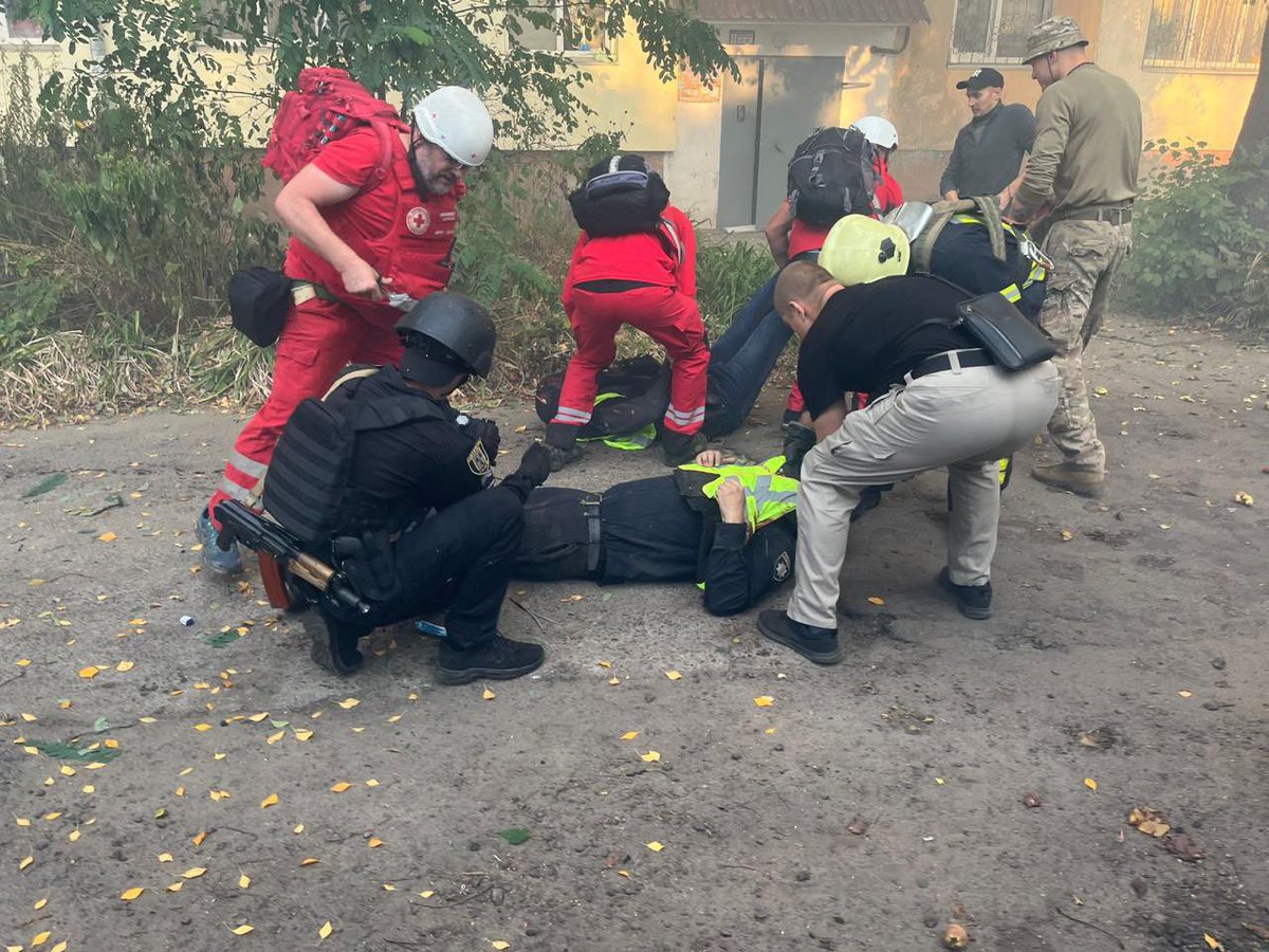 KyivPost's tweet photo. There are now 113 victims, in this morning''s Russian bombing of a hospital in Sumy.

Russians struck with one drone then waited for local citizens and emergency workers to arrive in search of survivors, then struck with 5 more Iranian Shahed drones.

The massacre of Ukraine continues while the US forbids the country from striking the sources of these attacks with western weapons.