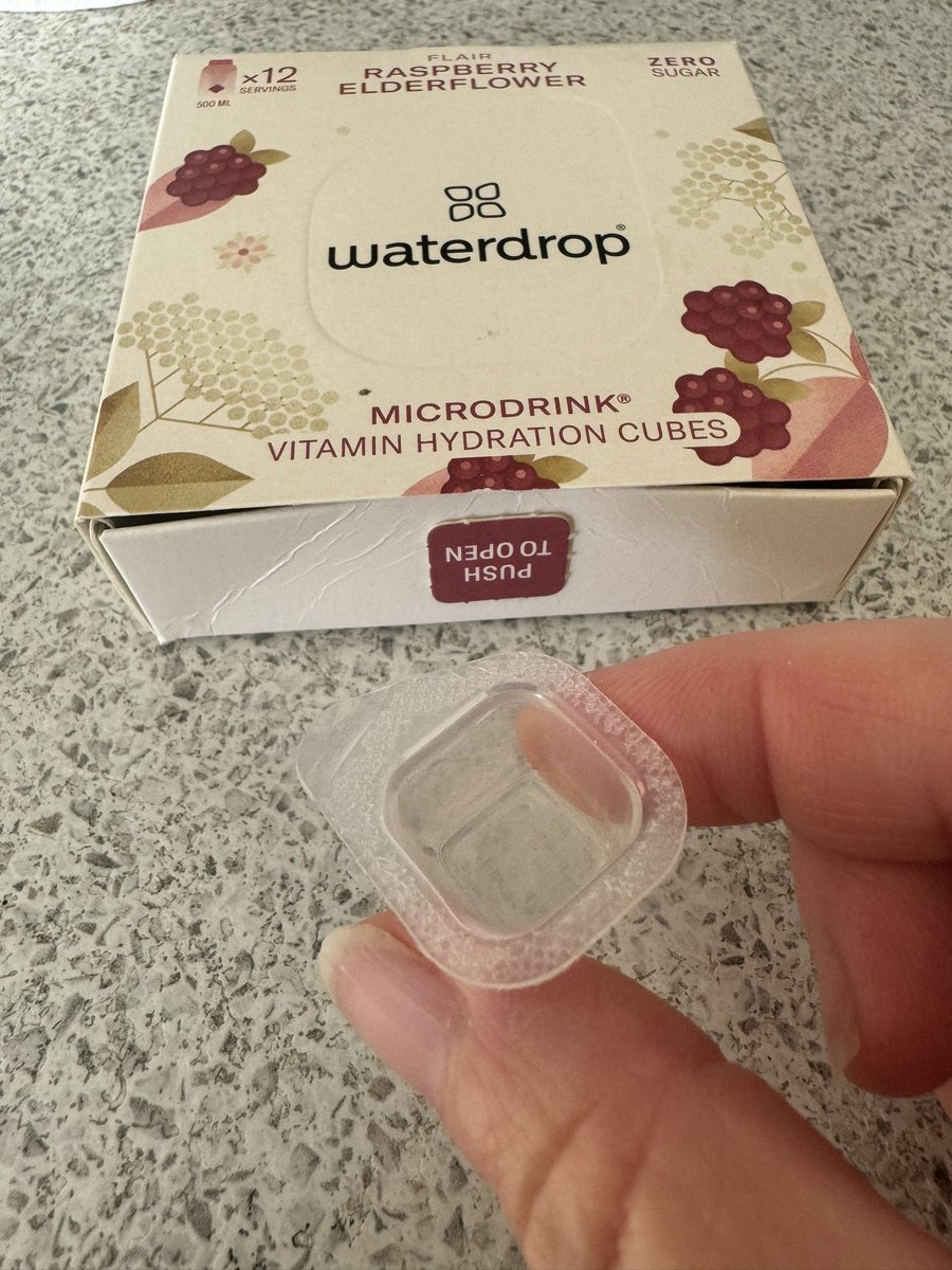 Lisa Donald tweet media