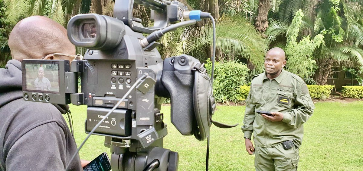 President William Ruto launched the Climate WorX Mtaani initiative that seeks to provide a source of employment to thousands of jobless Kenyans across the country <a href="/WilliamsRuto/">William Samoei Ruto, PhD</a> <a href="/HonAdenDuale/">Hon. Aden Duale, EGH</a> <a href="/ray_omollo/">Dr. Raymond Omollo — CBS</a> <a href="/KindikiKithure/">Kithure Kindiki</a> @