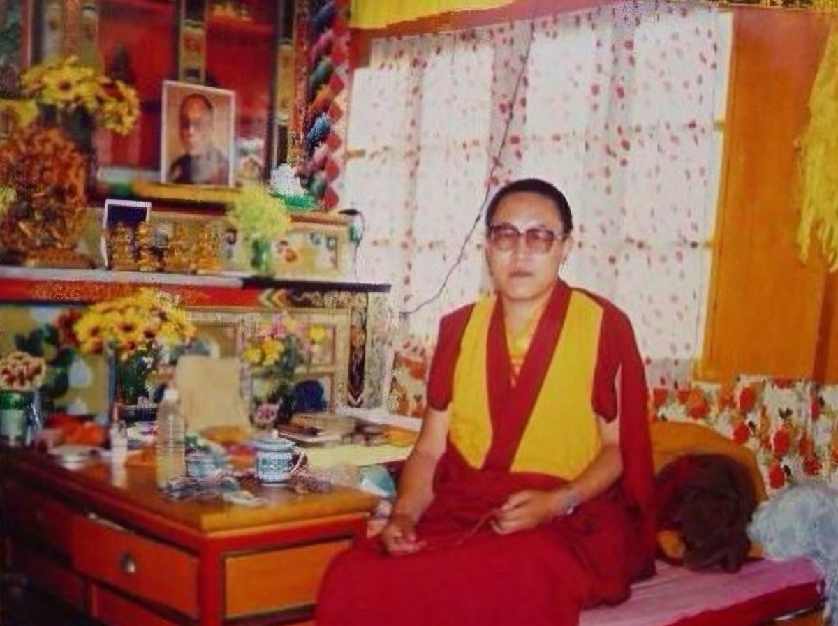PersecArchive's tweet image. Tenzin Delek Rinpoche was a prominent Tibetan Buddhist monk and activist who was horrifically persecuted by the Chinese government.

He was arrested in 2002 on charges of &quot;terrorism and inciting separatism,&quot; accusations many believed were fabricated due to his activism for…