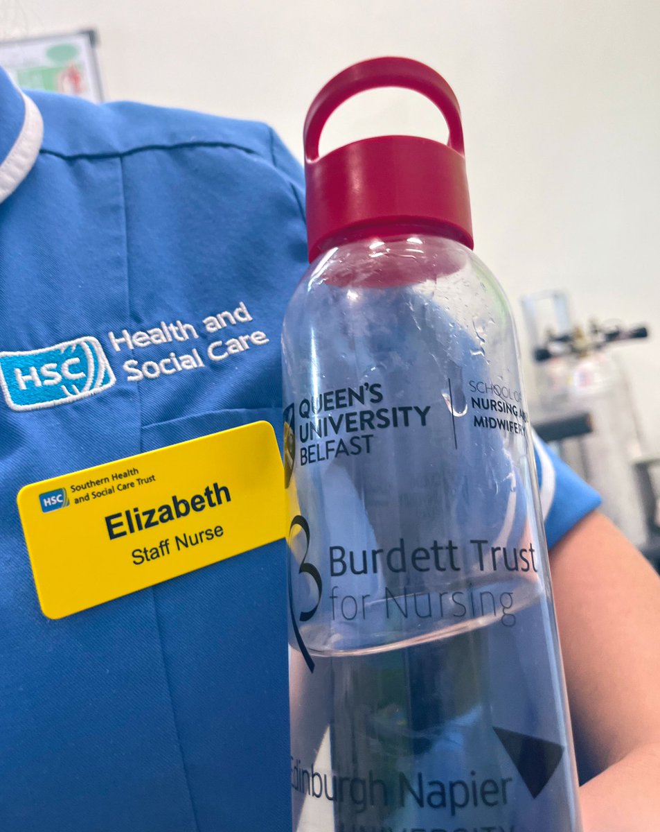 EHendersonRN's tweet image. Keeping hydrated with my #ASMOSUSresource water bottle while doing a wee bank shift. 💦 Raising awareness one day at a time @LCreightonRN
#CVD prevention #toohot🥵 #keepherlit