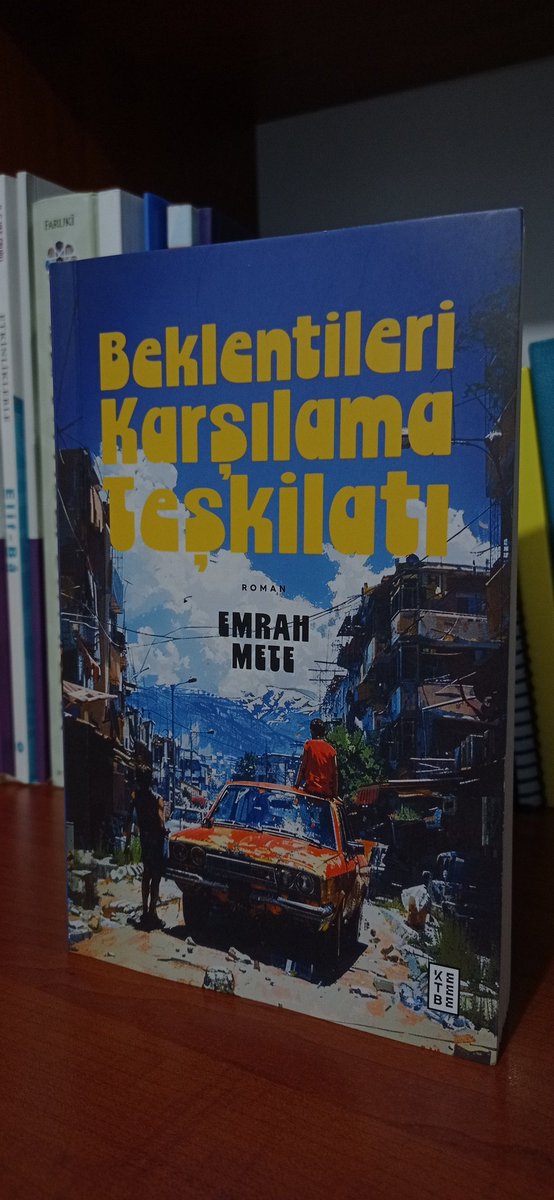 _mdntkts's tweet photo. Kaç kat uyku serilmiş üstüme tam kestirebilmiş değilim. Her uyanışım başka bir uykuya mı açılıyor yoksa? 
@1meteemrah 👏 https://t.co/KW0me7plSC