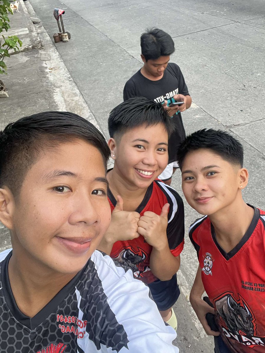 strwbrryjam0625's tweet photo. Kanamiii sang mga barbero d sa Bacolod ah 😩🤙🤍 https://t.co/e9o3exPweD