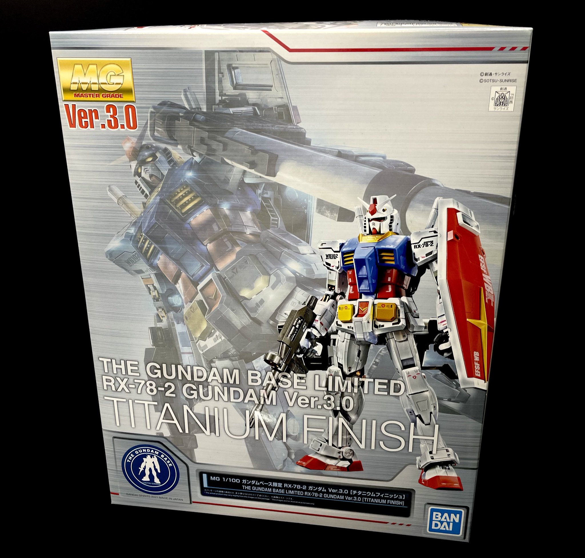 ガンプラ　MG ガンダム　チタニウムフィニッシュ MG 1/100 ガンダムベース限定 RX-78-2 ガンダム Ver.3.0