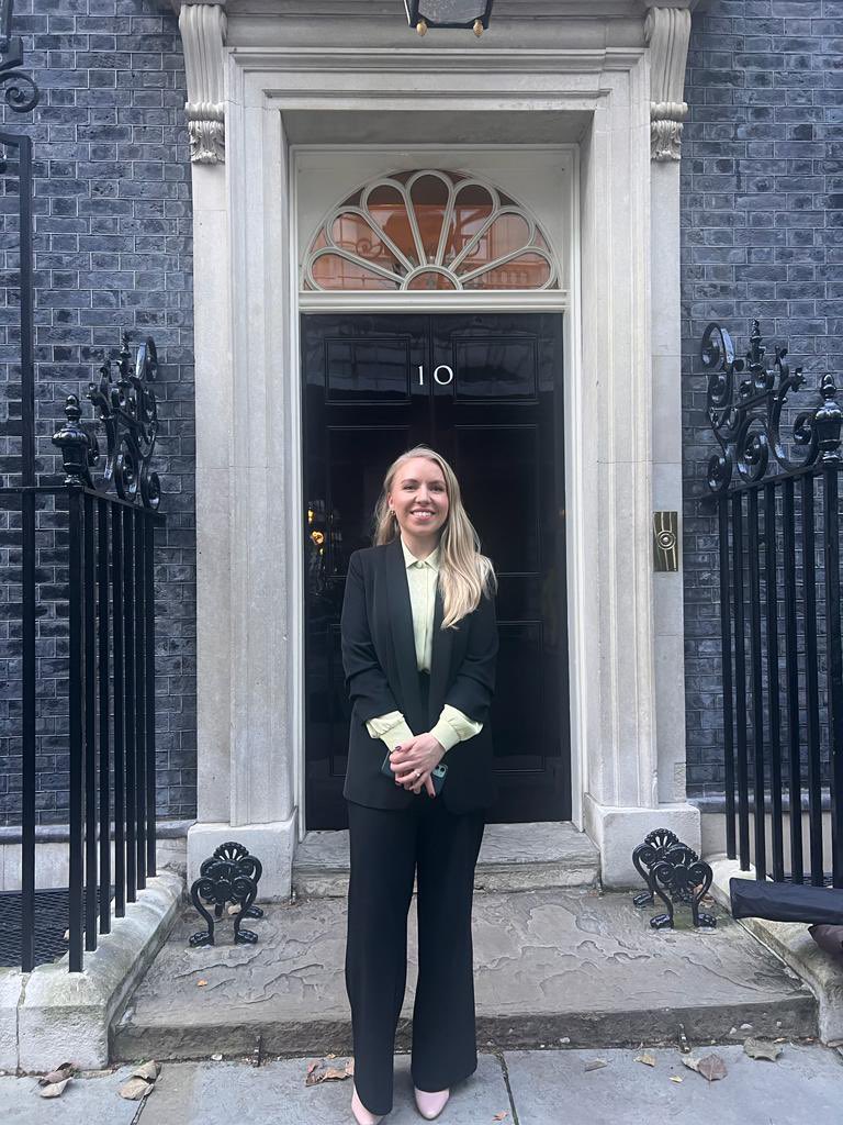 Caoimhe Twohig-Bennett (@caoimhebennett) on Twitter photo And that’s a wrap! Finished my last week as Director of Research Operations at <a href="/EpilepsyInst/">Epilepsy Research Institute</a> <a href="/ResearchNetERI/">ResearchNet ERI</a>. It’s been a privilege working with such a dedicated community of researchers, supporters, collaborators and people affected by epilepsy -and, of course, a wonderful team. And that’s a wrap! Finished my last week as Director of Research Operations at <a href="/EpilepsyInst/">Epilepsy Research Institute</a> <a href="/ResearchNetERI/">ResearchNet ERI</a>. It’s been a privilege working with such a dedicated community of researchers, supporters, collaborators and people affected by epilepsy -and, of course, a wonderful team.