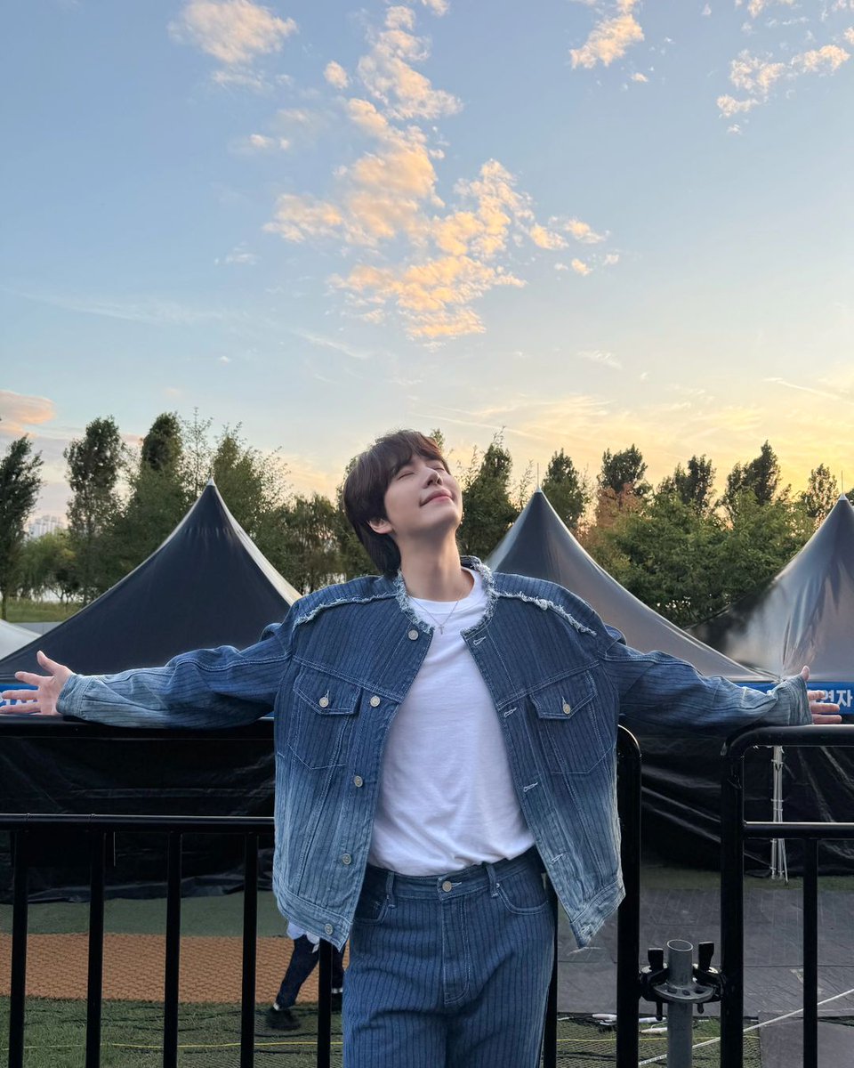blahblah8823's tweet photo. kyuhyun_official Insta #규현 #KYUHYUN https://t.co/20zC0aMed7