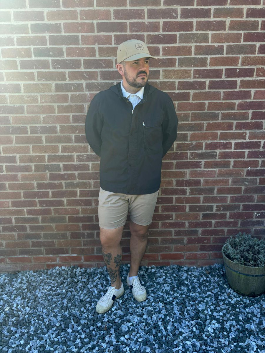 MonthlyRigOut's tweet photo. After 2 x holidays, moving house, &amp; an incrediblely busy time at work, we're back with a new location to take rig-out pics &amp; a new blog dropping tomorrow.

Adidas Spzl x @endclothing cap
C.P Company Overshirt 
Universal Works x Novesta

Enjoy your weekend people 👊 https://t.co/AwvqKGZptD