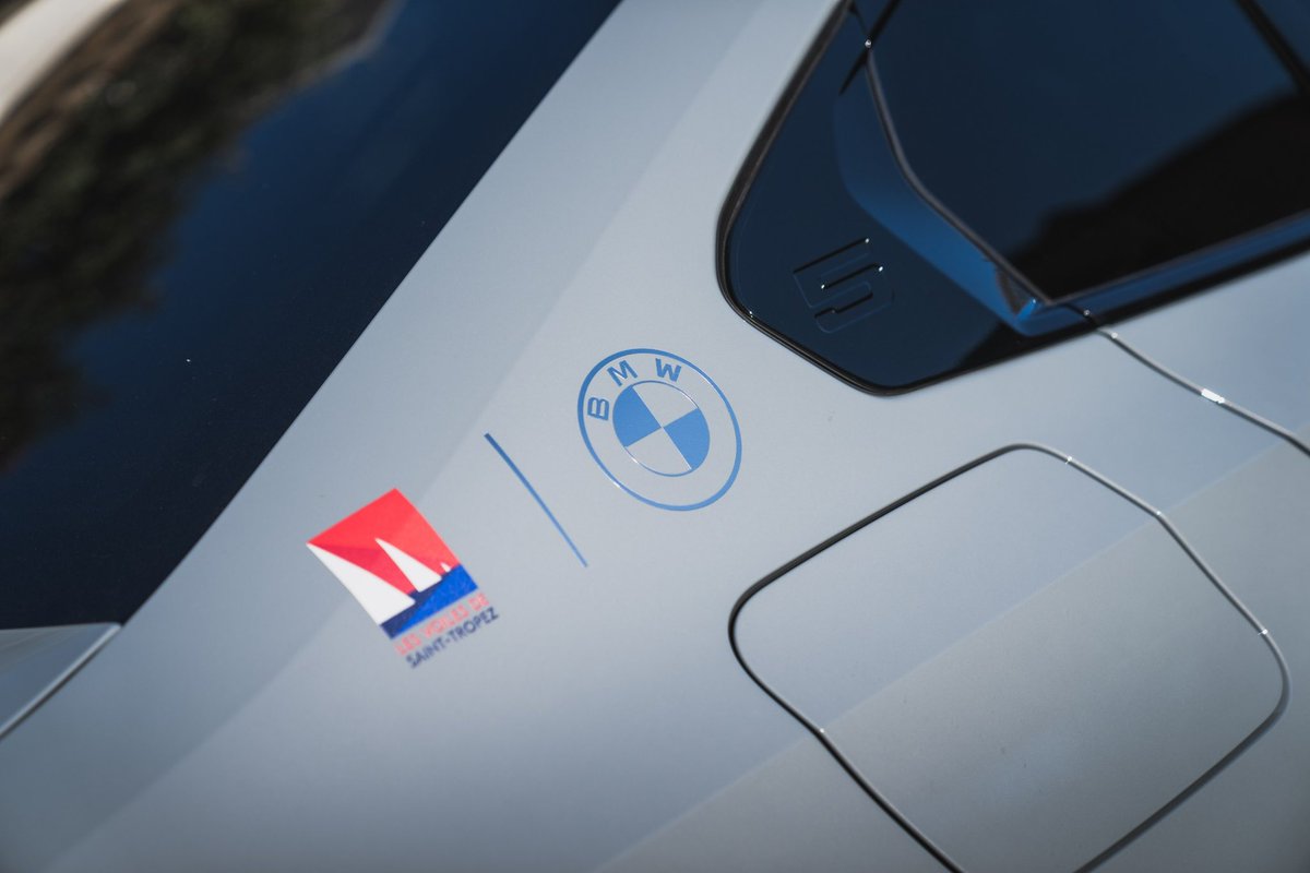 BMW Group France tweet media