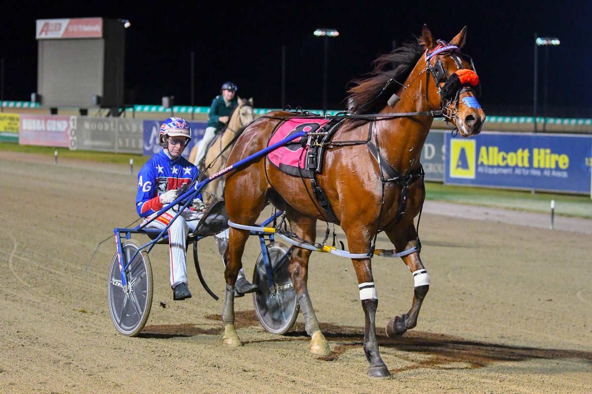 Club Menangle (@clubmenangle) on Twitter photo <a href="/dgreleven/">Daren Garrard</a> and <a href="/garrard_angus/">Angus Garrard</a> combine with Catseye Beach to score in the <a href="/HylandSW/">Hyland Sportswear</a> Harness Colours Pace in a mile of 1.52.5.π₯
#ClubMenangle | <a href="/HRNSW_Harness/">Harness Racing NSW</a> <a href="/dgreleven/">Daren Garrard</a> and <a href="/garrard_angus/">Angus Garrard</a> combine with Catseye Beach to score in the <a href="/HylandSW/">Hyland Sportswear</a> Harness Colours Pace in a mile of 1.52.5.π₯
#ClubMenangle | <a href="/HRNSW_Harness/">Harness Racing NSW</a>