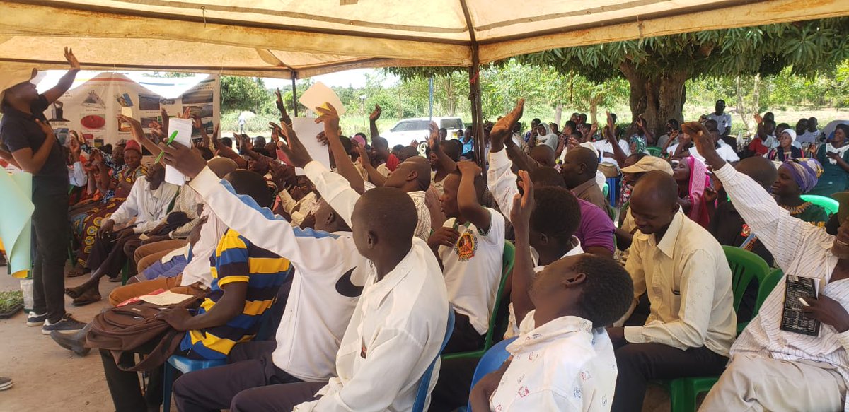 You asked and we delivered. Our Habanero Field Day is ongoing in Kayunga. So much knowledge in one place. From submissions of the farmers to solutions to the wildest problems in vegetable growing our team got you covered.
 
Where should we have our next field day?