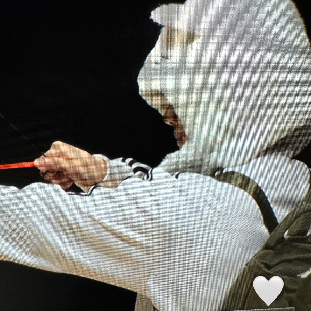 Lightside_0506's tweet photo. 240928 점프업 대전

화살 쏘고 눈치보는 강아디 https://t.co/Z4QdWGIHJ5