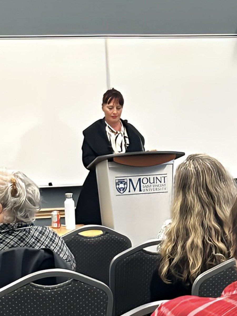 TMCultures's tweet photo. Mary Jane Wells @heroinetheplay captivates #TMCsymposium attendees with her keynote on Heroine: The Play, a raw, human exploration of survival, healing, and the courage to speak truth. https://t.co/xVVJWNxYpQ