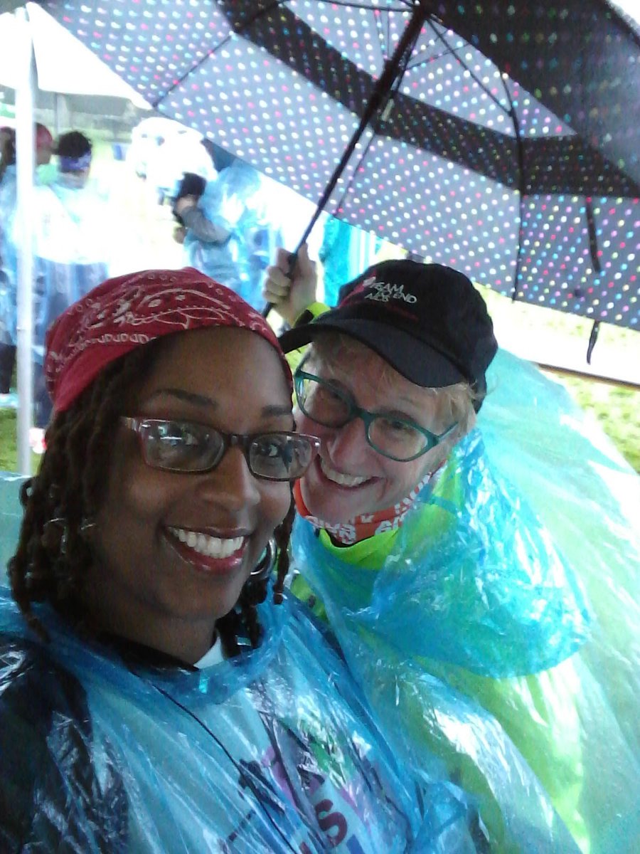 motherchild_org's tweet image. The big weekend is finally here and we’re ready to roll, rain or shine! This year's edition of #AIDSRunWalkChicago takes place on Saturday, Sept. 28. Donate to help us reach our goal (and support moms living with HIV): classy.org/team/584094