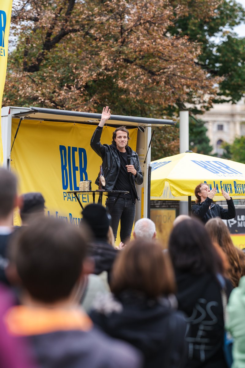 Leiwandes Finale einer noch leiwanderen Tour! Hat mi gfreit - seh' ma uns bei der Wahlparty?

✖️BIER