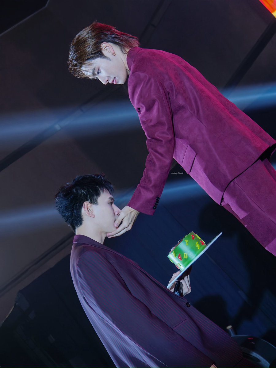 HunnieMyBaby's tweet photo. 🚗 นั่งลง แค่นี้ก็ทำไม่ได้!!
🦖 ขอโทษครับ “คุณหนู”
((:;(฿&amp;@@“ อู๋โร้ดฮัมไรรร ตายแล้ว🫠🫠))

✩˚｡⋆ @TOTOGABACK @oueiija ✩˚｡⋆
DAOUOFFROAD in PHNOM PENH
#COLFMINPHNOMPENH 
#ต้าห์อู๋ออฟโรด #DaouOffroad https://t.co/UjNr2v2mtd