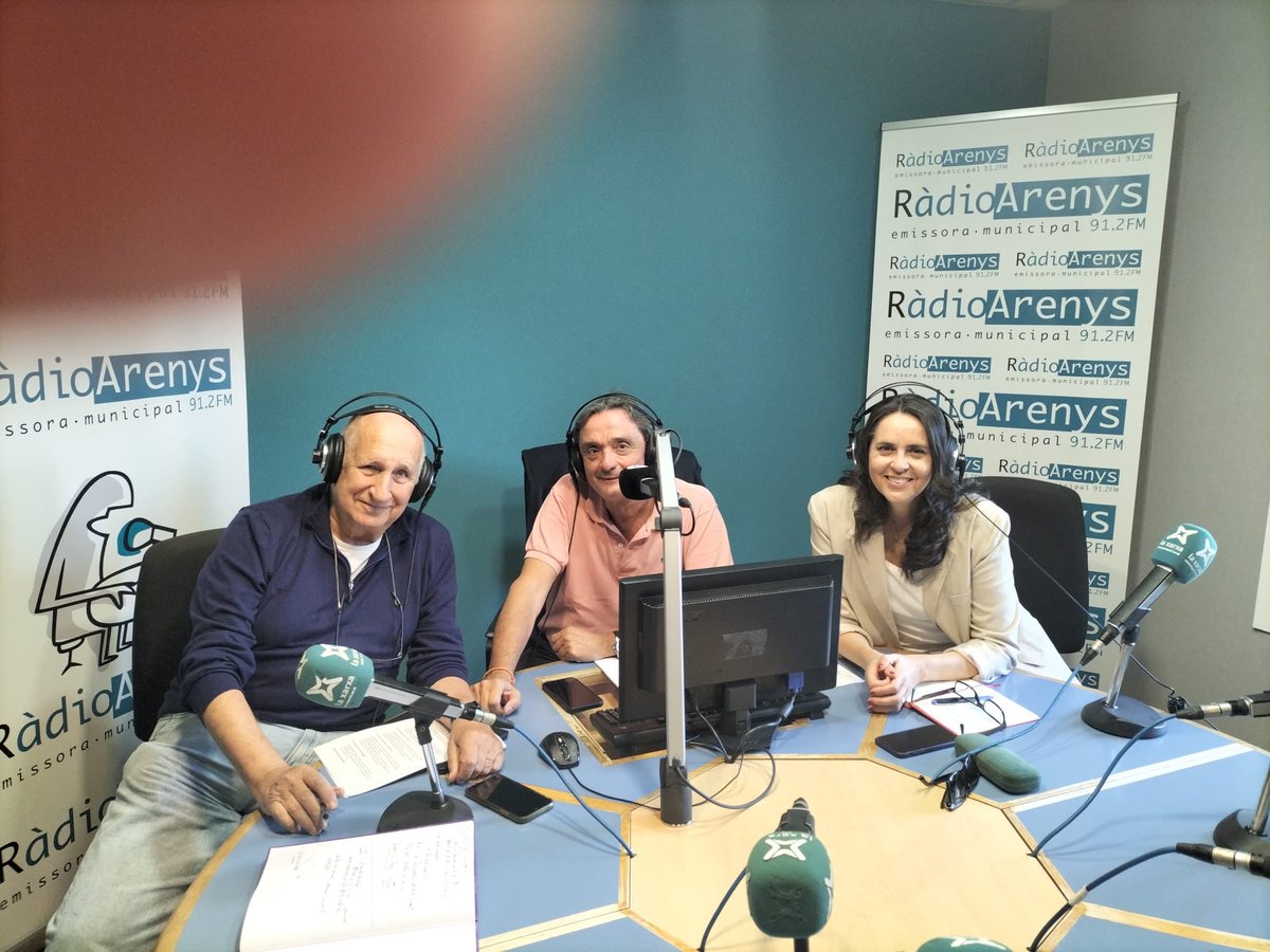 benetmaimi's tweet photo. Avui a #radioarenys al programa  A primera plana Hem parlat de la #Inteligencia artificial i els seus reptes al món actual. https://t.co/lW3N4IwIvt
