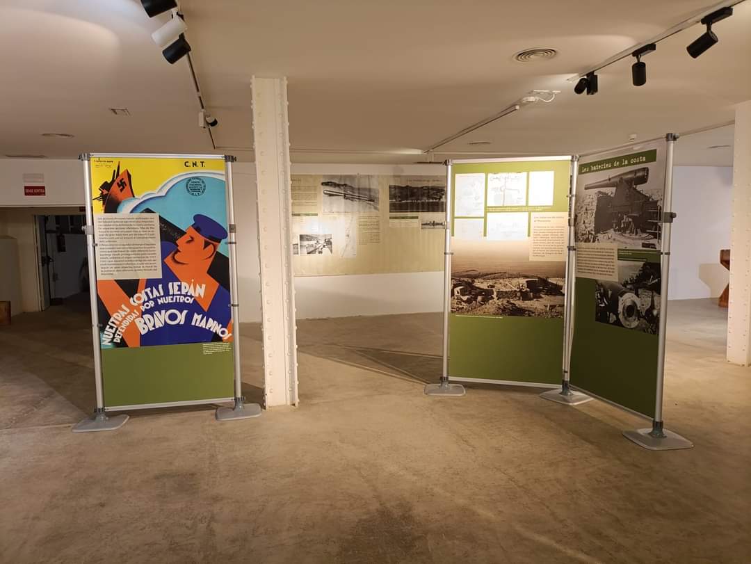 GRIEGC1's tweet photo. #Calella (#Barcelona)
Último fin de semana para visitar la exposición La defensa de la costa en el Maresme durante la Guerra Civil
Museu del Turisme, c/ Sant Pere n122 entrada GRATUITA. 
Horario hoy sábado 28 17.00 a 21.00 y mañana domingo 29 de 11.00 a 14.00 y de 17.00 a 21.00. https://t.co/E9UuFOkOgq