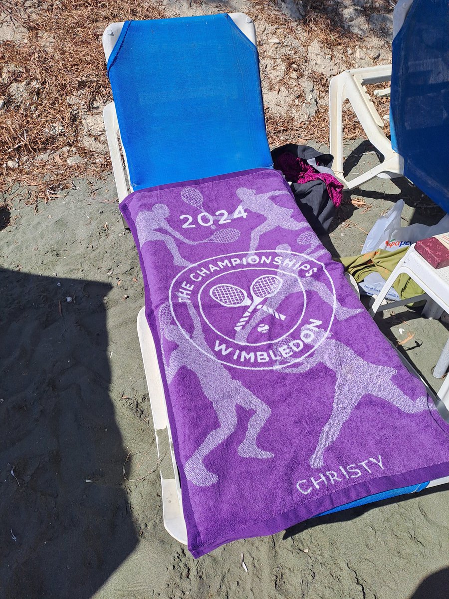 DeeDutton's tweet image. 2024 Wimbledon towel on its holidays!