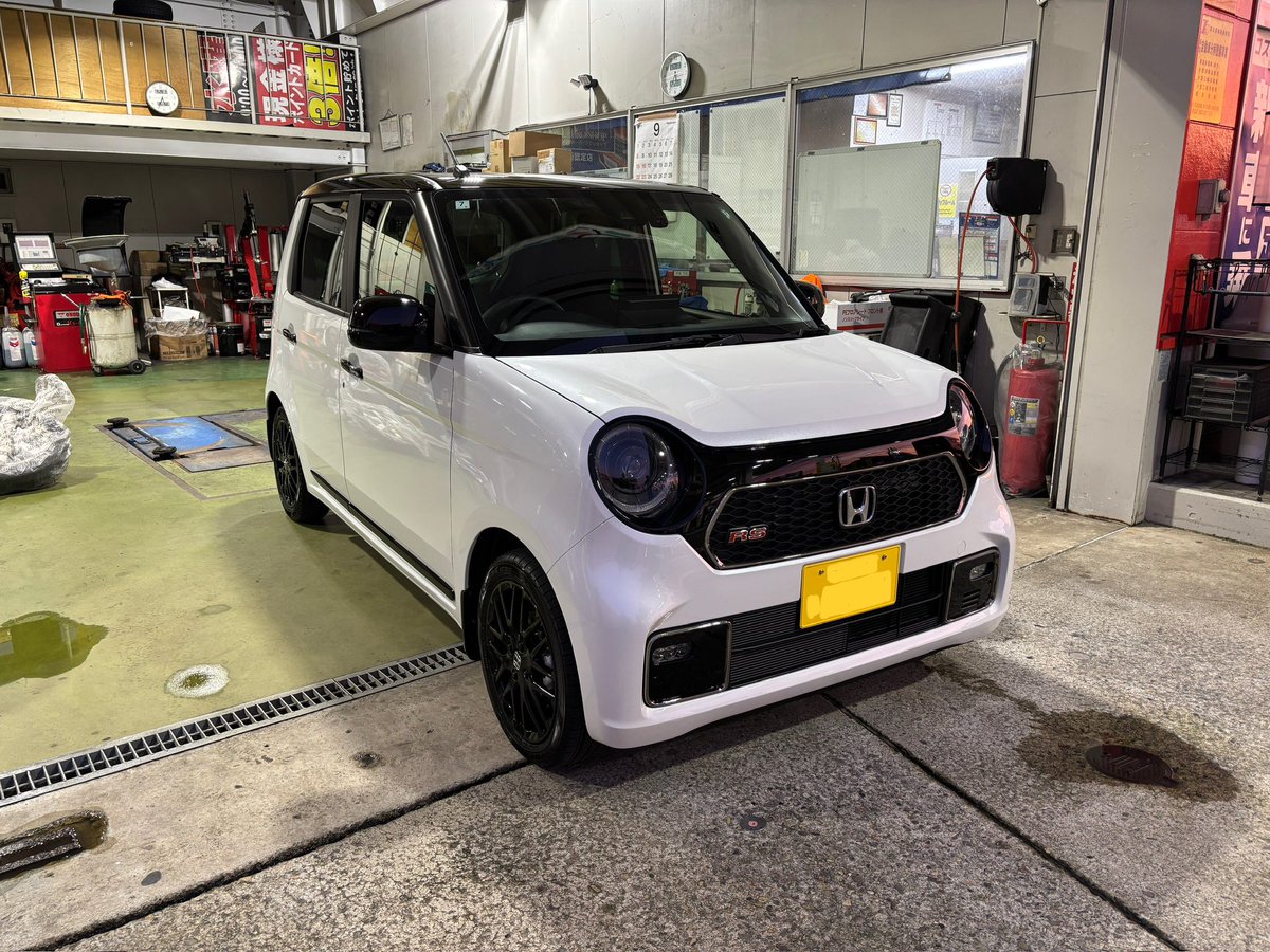 neko_hachiware's tweet photo. 妻の車、コーティング完了!
#crystalkeeper #keeper #none #noners #noners6mt https://t.co/ASg8txjX9s